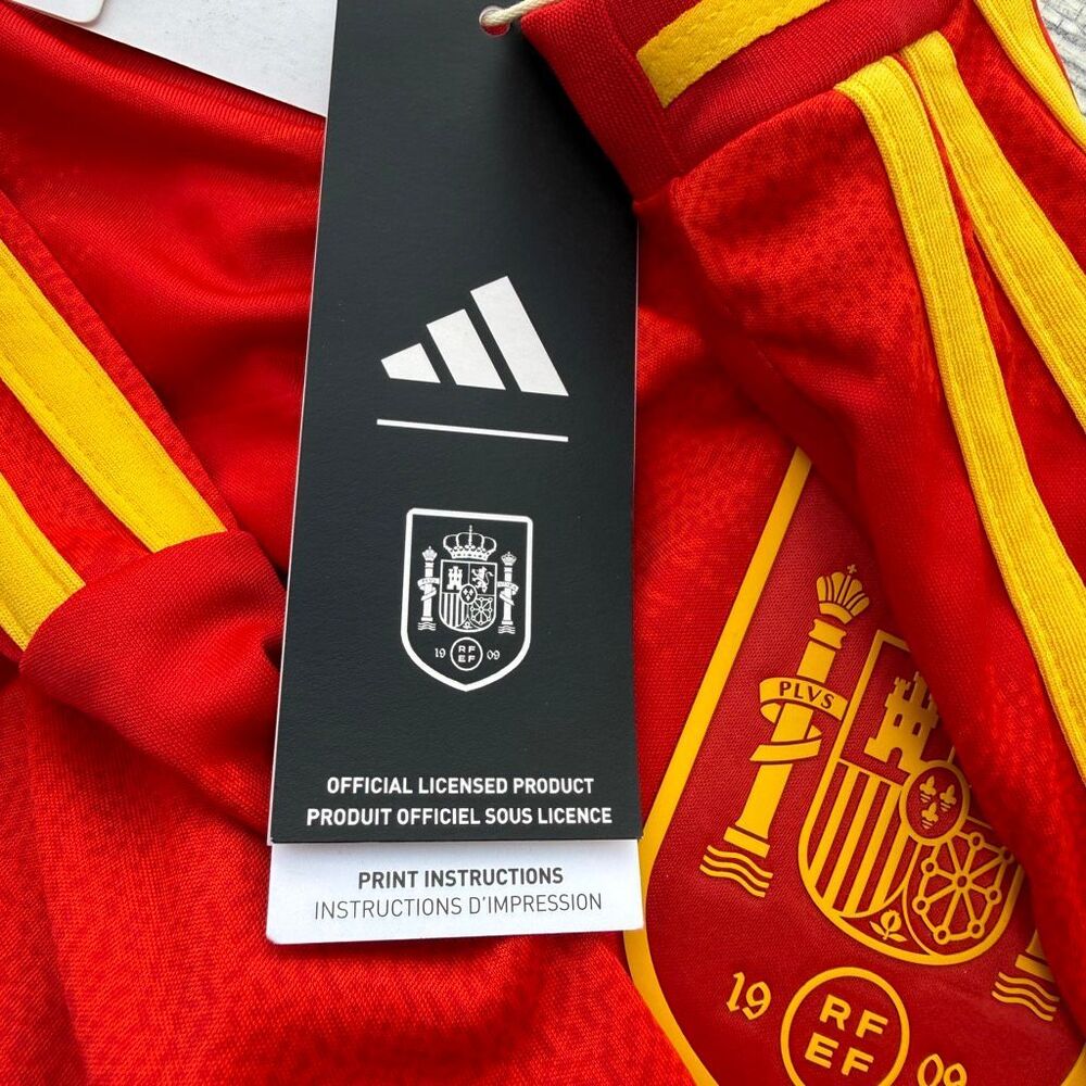 Adidas Spain National Team #17 Williams Jr Soccer Jersey Red NWT Size Medium - Picture 8 of 8